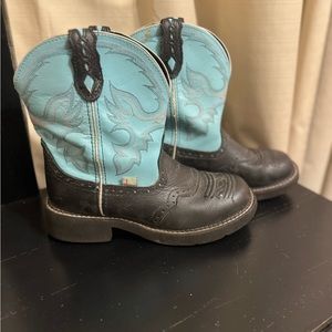 Justin Gypsy collection women’s cowboy boots